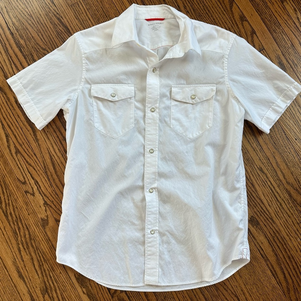Banana Republic White Casual Button Down Shirt